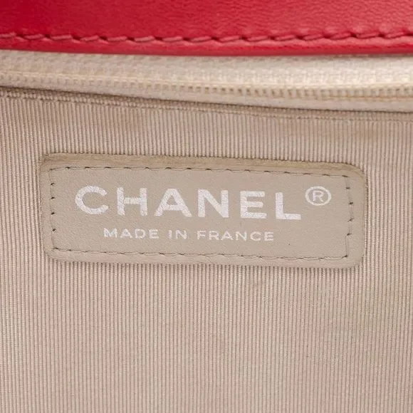 Chanel Perforated Lambskin New Medium Boy Bag - Picture 8 of 15